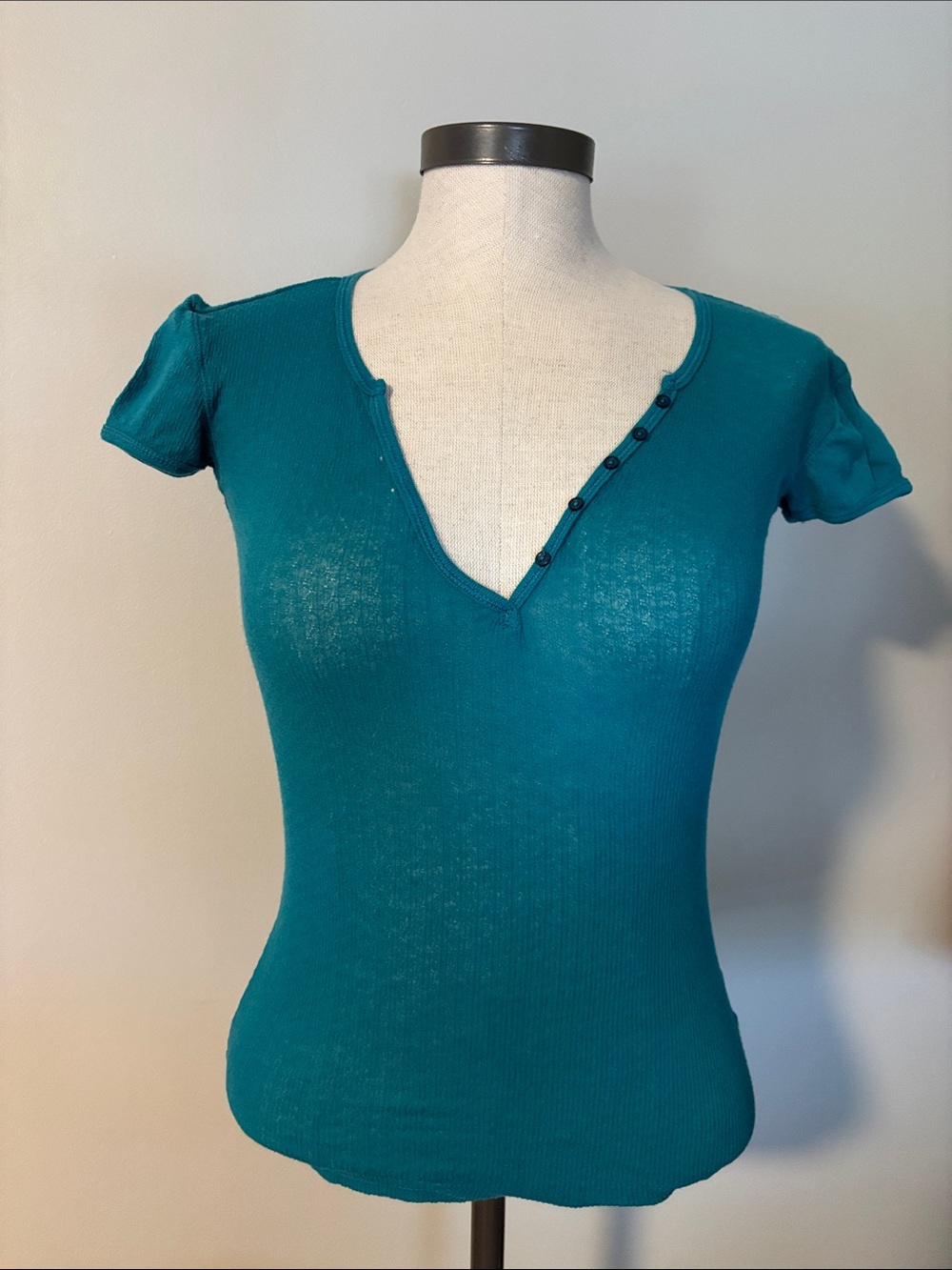 Aeropostale Teal Short-Sleeve V-Neck Ribbed Top